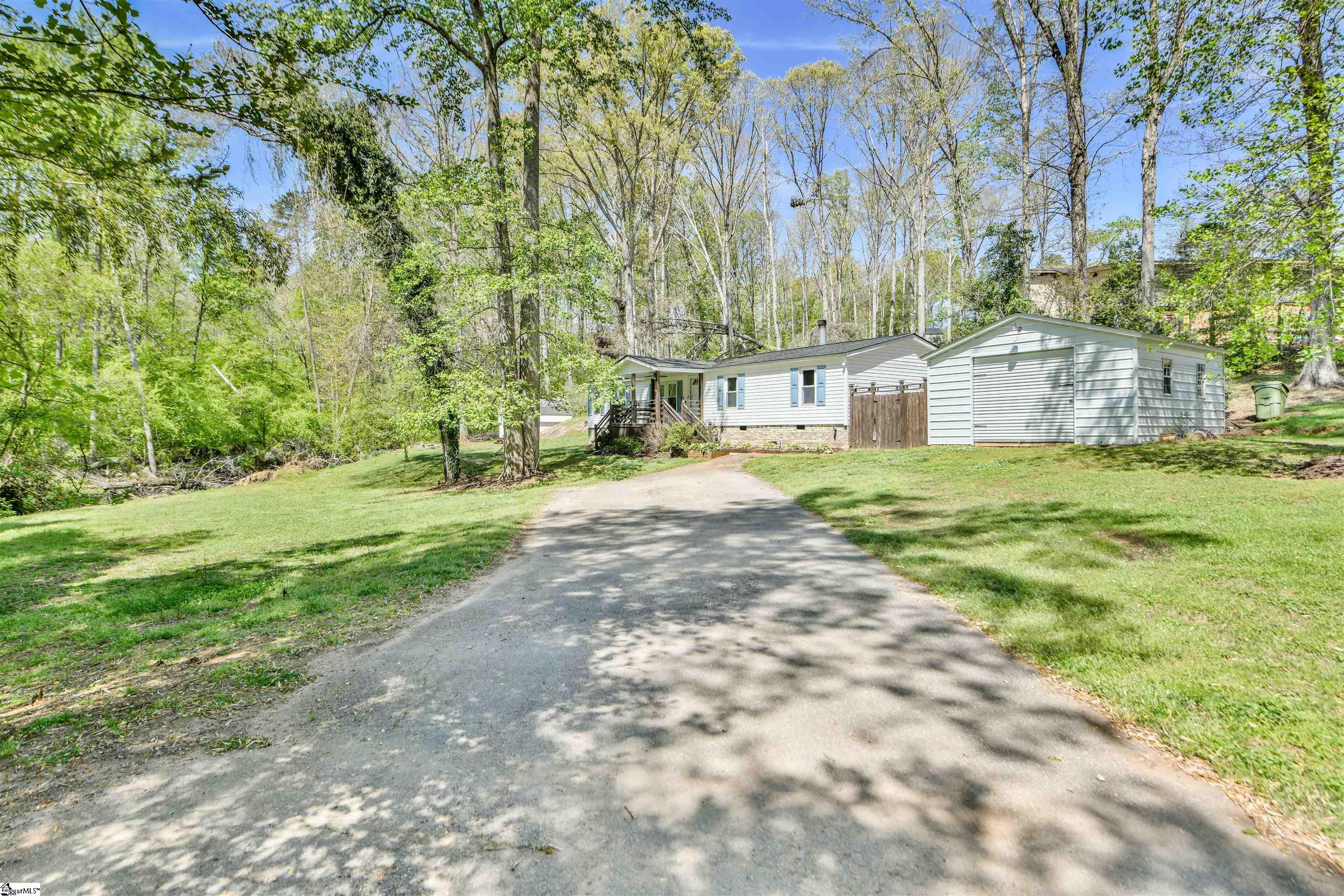 412 Bushy Creek Road Woodruff, SC 29388 - Photo 31 of 35