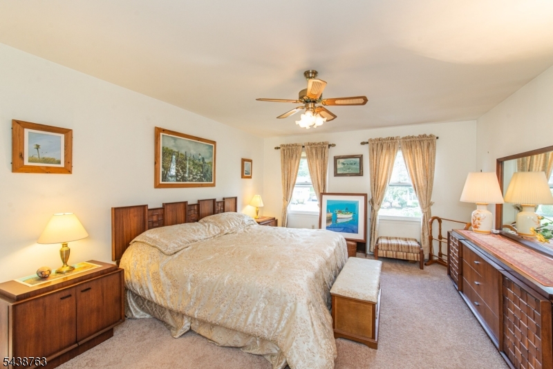 9 Puddingstone Way Florham Park, NJ 07932 - Photo 22 of 42