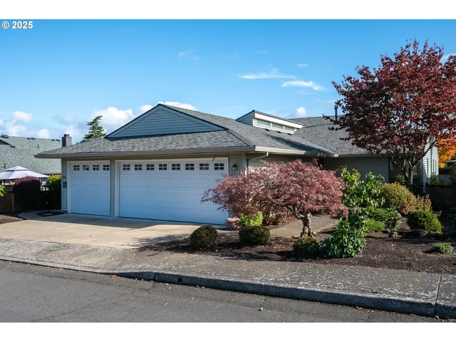 $530,000 | 2014 Northeast 148th Place, Portland, OR 97230