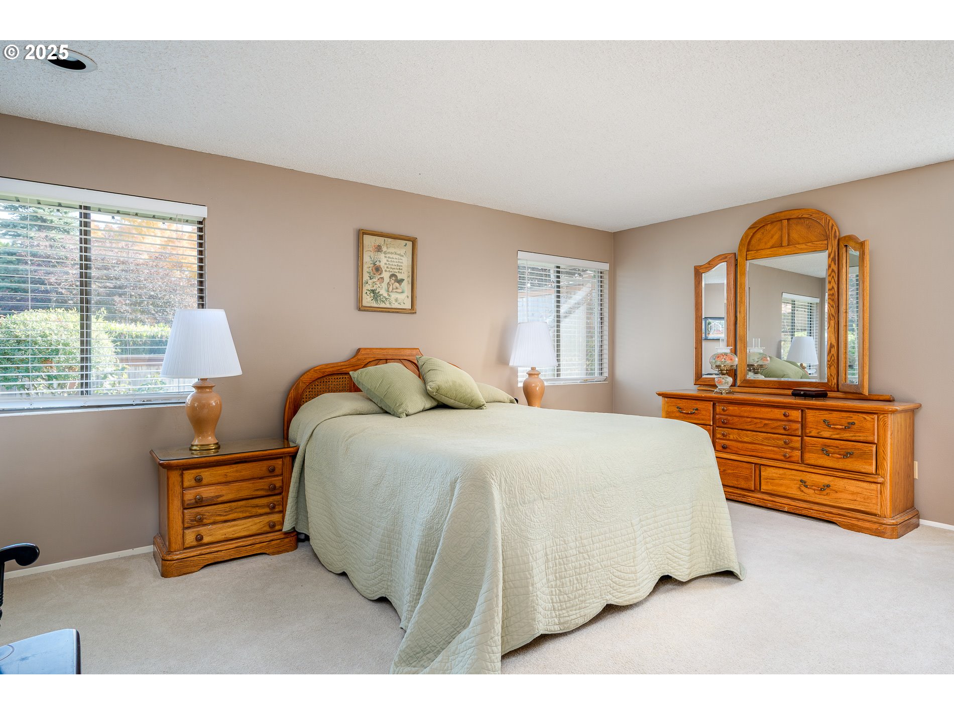 2014 Northeast 148th Place Portland, OR 97230 - Photo 27 of 43