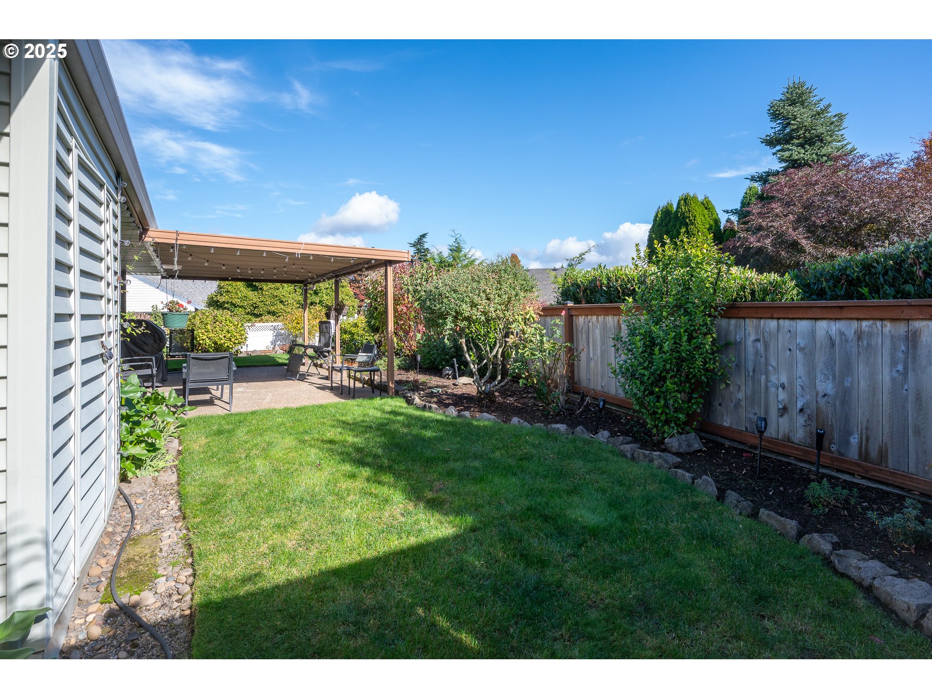 2014 Northeast 148th Place Portland, OR 97230 - Photo 40 of 43