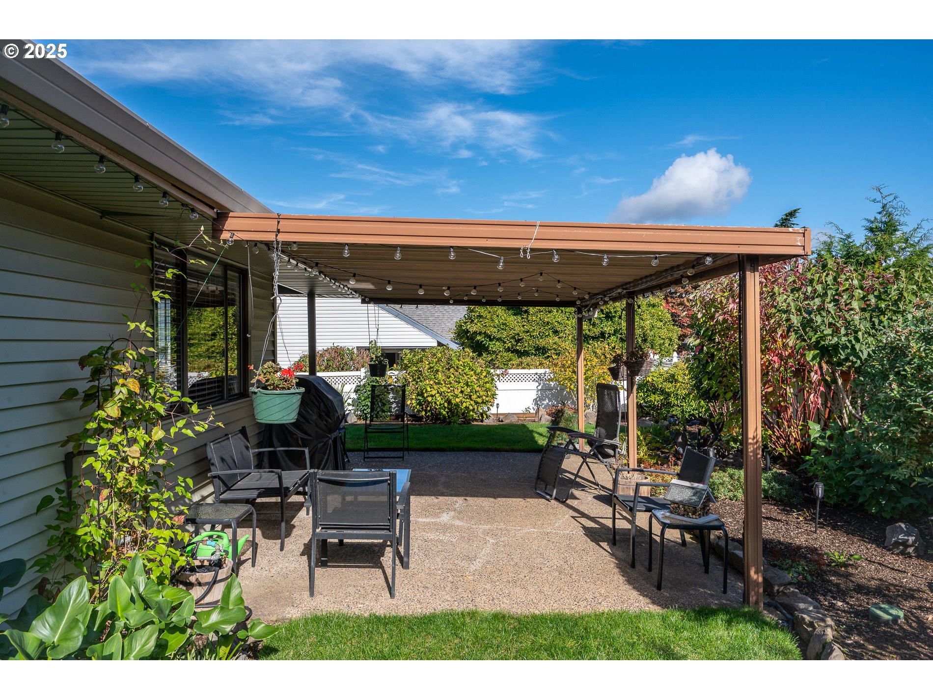 2014 Northeast 148th Place Portland, OR 97230 - Photo 43 of 43