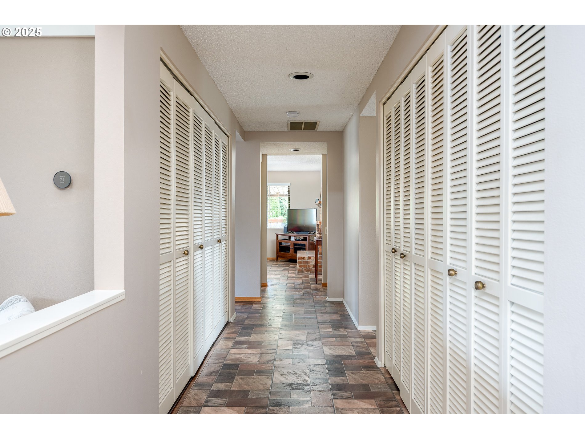 2014 Northeast 148th Place Portland, OR 97230 - Photo 5 of 43