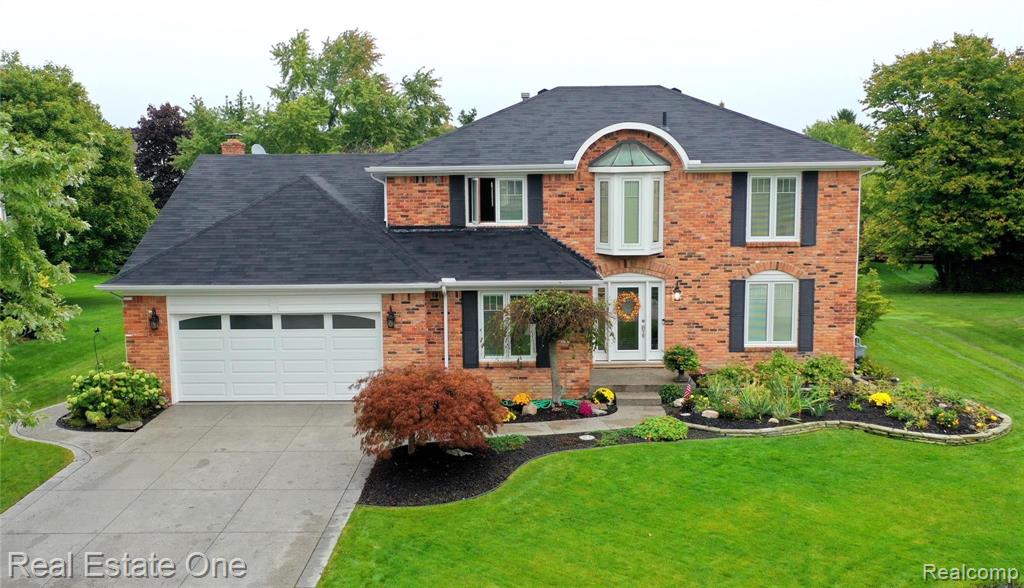 372 Fordcroft Drive Rochester Hills, MI 48309 - Photo 1 of 41