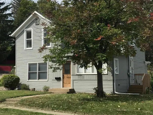 $265,000 | 1012 West Avenue, Red Wing, MN 55066