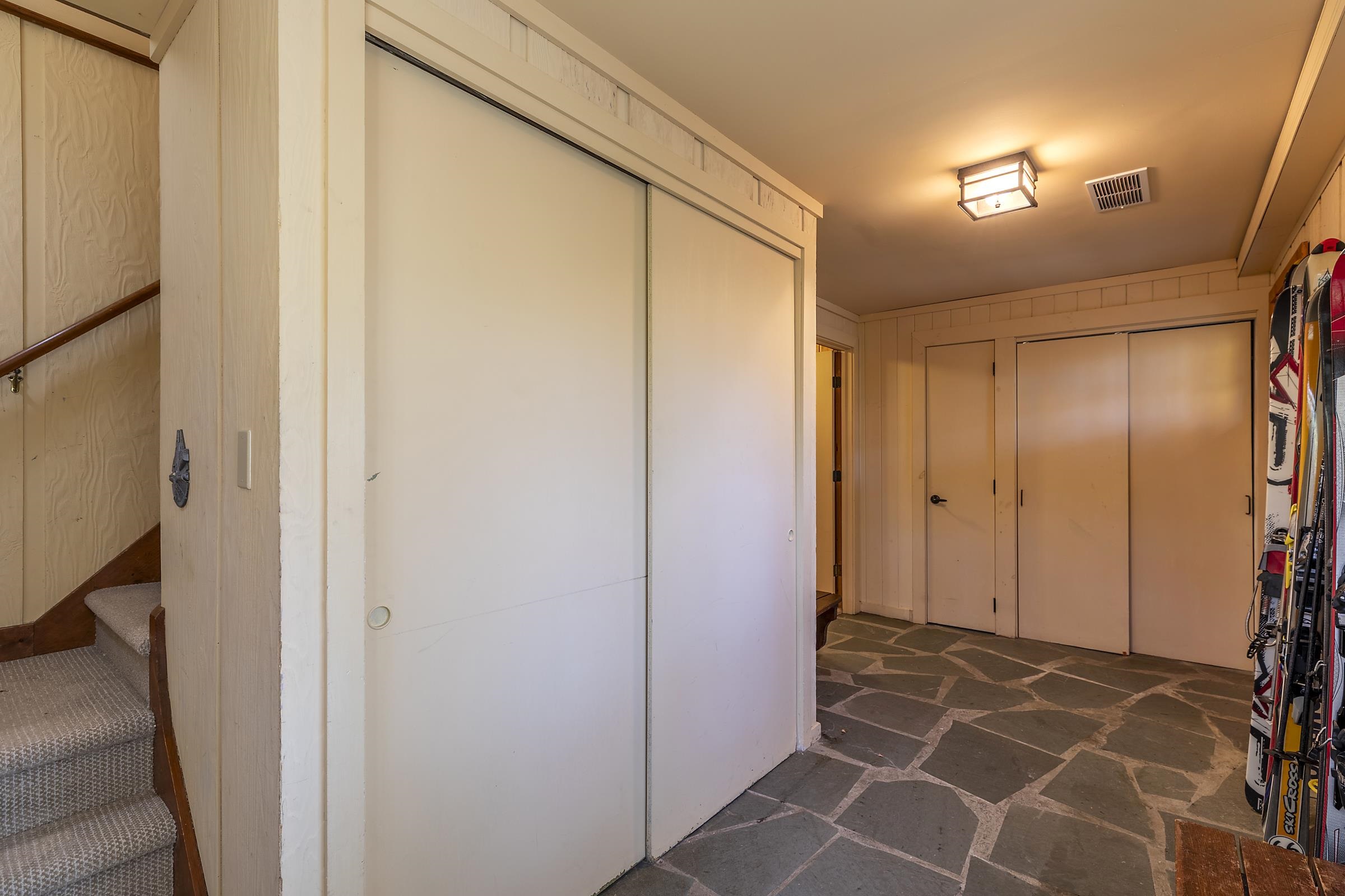 7 North Brookwood Road Winhall, VT 05340 - Photo 11 of 45