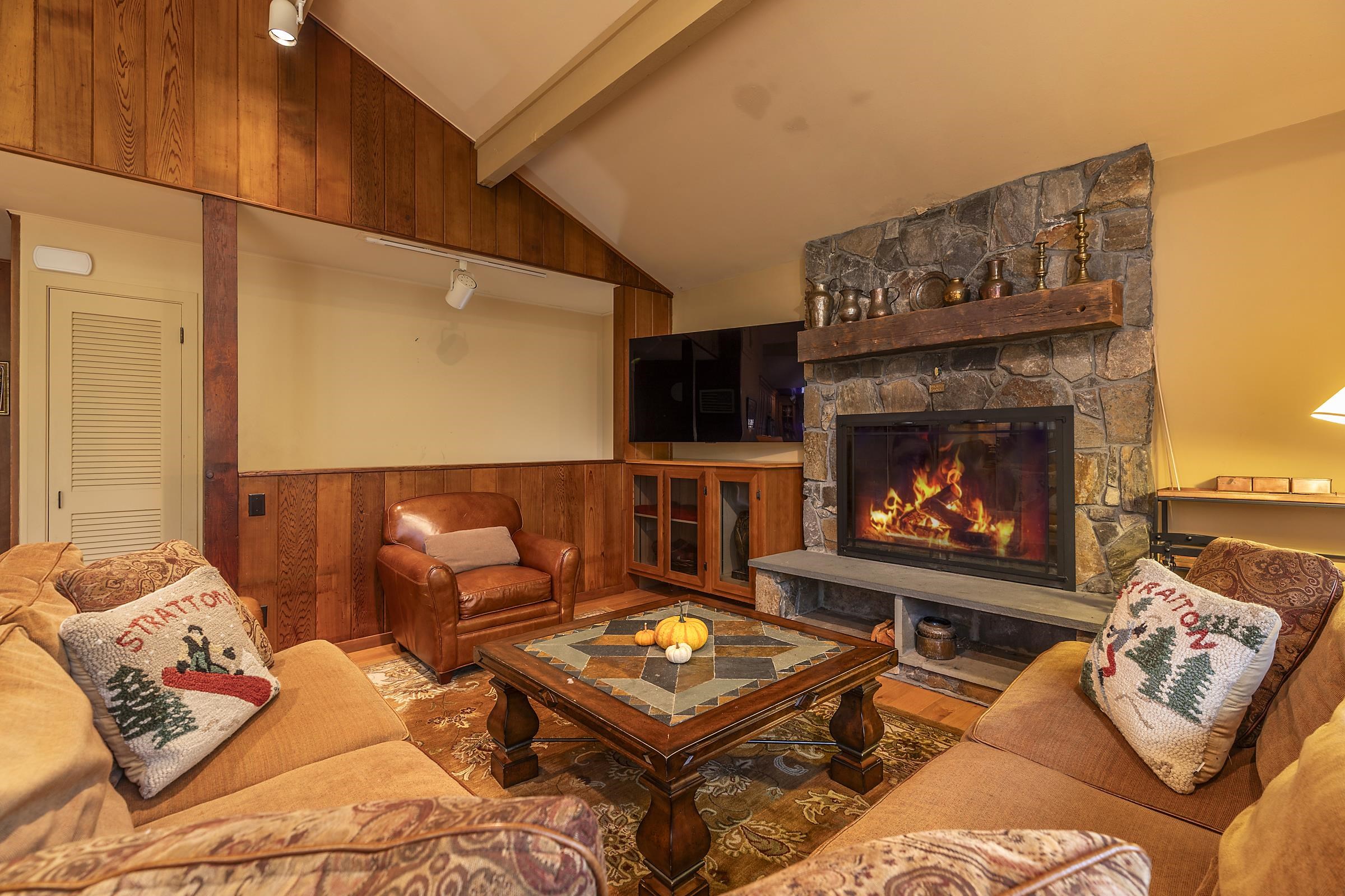 7 North Brookwood Road Winhall, VT 05340 - Photo 15 of 45