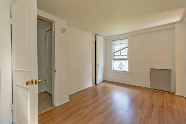 $210,000 | 14 Main Street, East Hampton, CT 06424