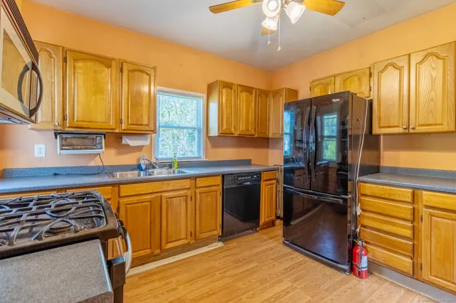 $210,000 | 14 Main Street, East Hampton, CT 06424