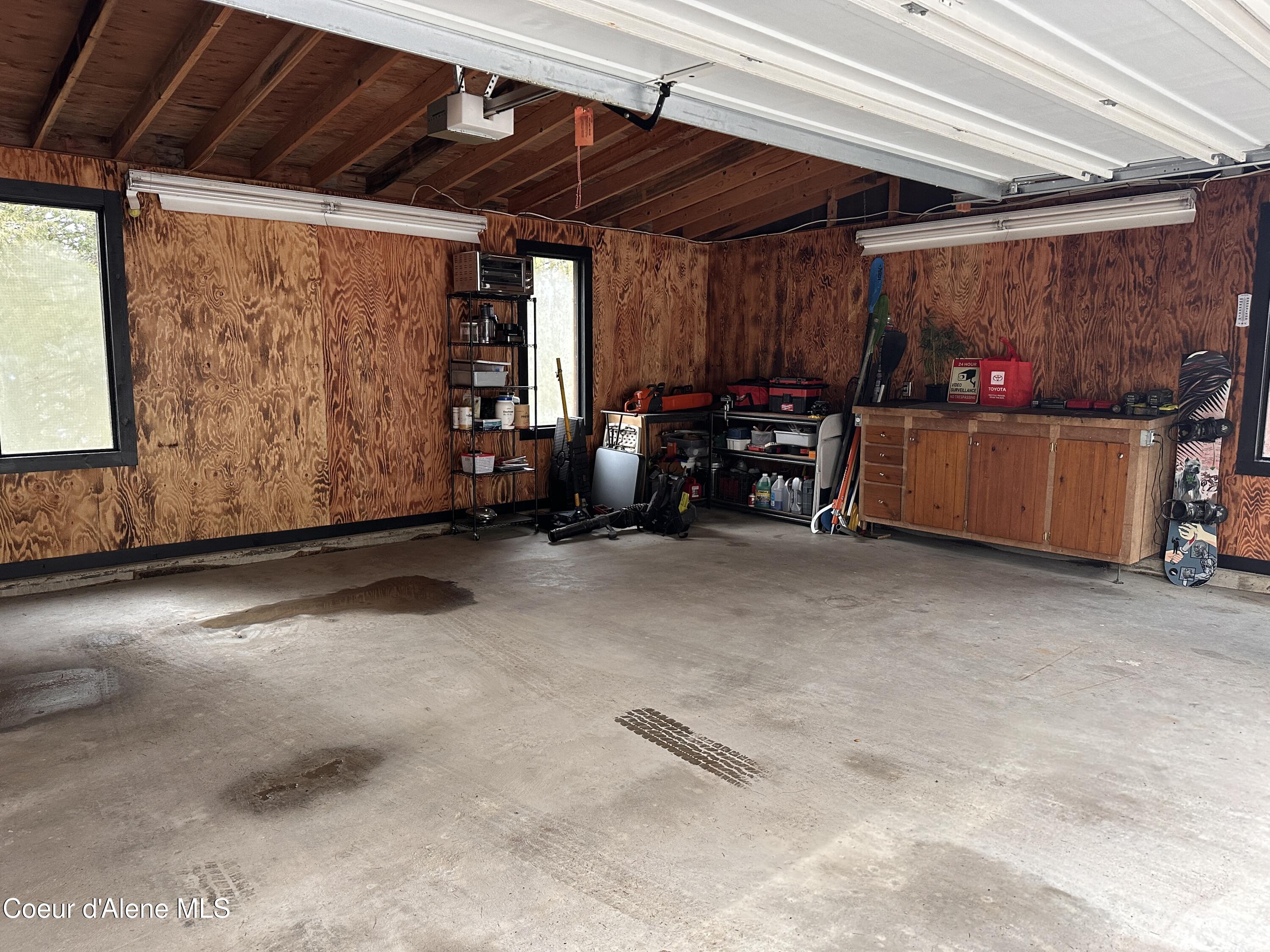 2727 Selkirk Road Sandpoint, ID 83864 - Photo 52 of 68 Garagewithworkbench