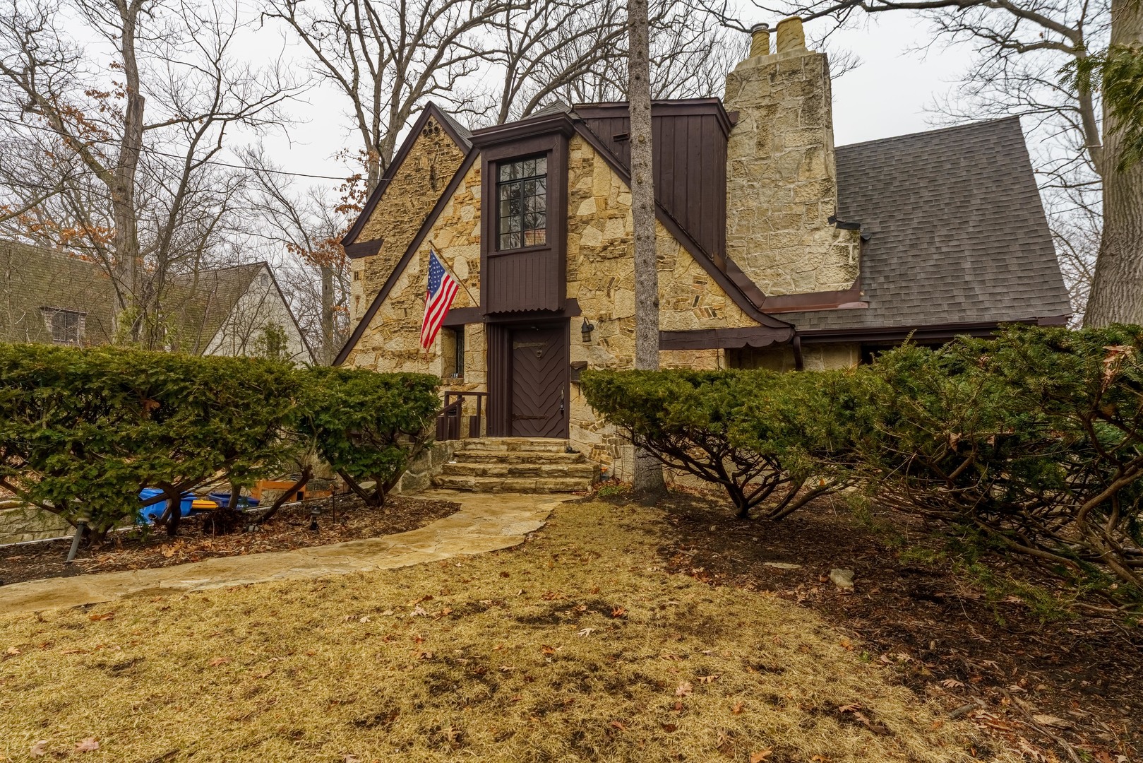 219 Woodland Road Highland Park, IL 60035 - Photo 1 of 44
