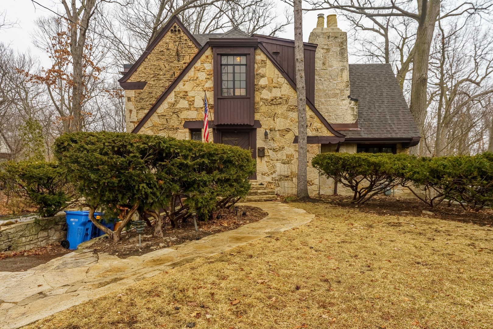 219 Woodland Road Highland Park, IL 60035 - Photo 33 of 44
