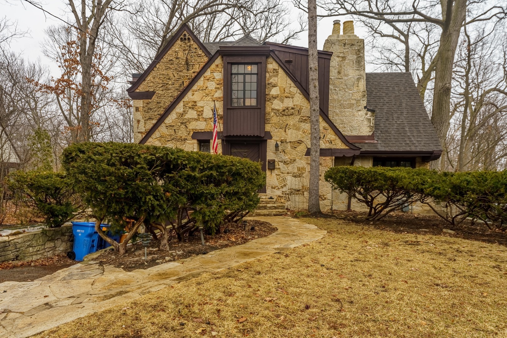 219 Woodland Road Highland Park, IL 60035 - Photo 35 of 44