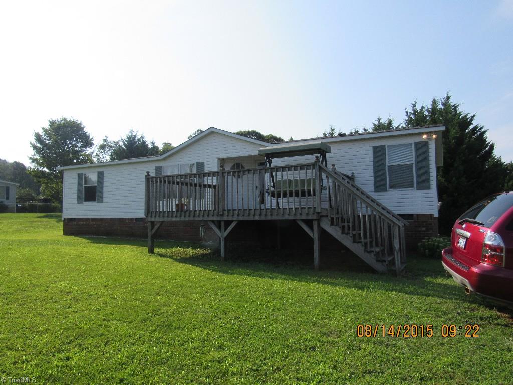 2517 Young Road Walnut Cove, NC 27052 - Photo 2 of 21 Gallery Image 2