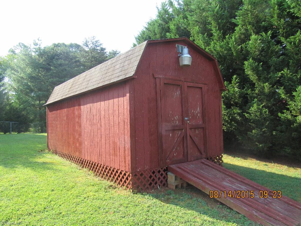 2517 Young Road Walnut Cove, NC 27052 - Photo 20 of 21 Gallery Image 20