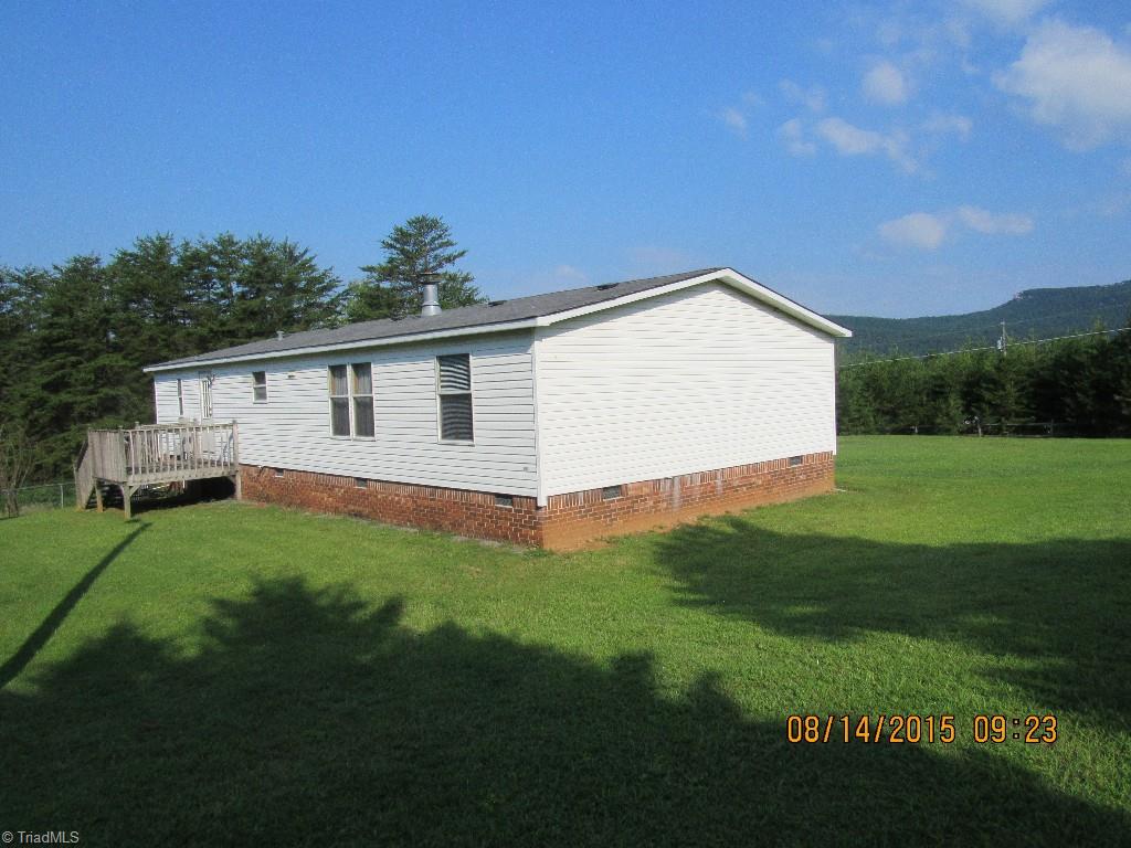 2517 Young Road Walnut Cove, NC 27052 - Photo 6 of 21 Gallery Image 6