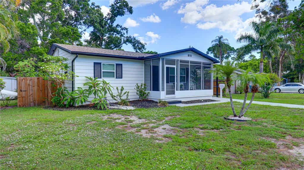 8110 Diagonal Road North St. Petersburg, FL 33702 - Photo 2 of 55