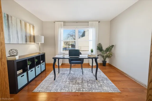 $585,000 | 725 Leslie Lane, Schaumburg, IL 60107