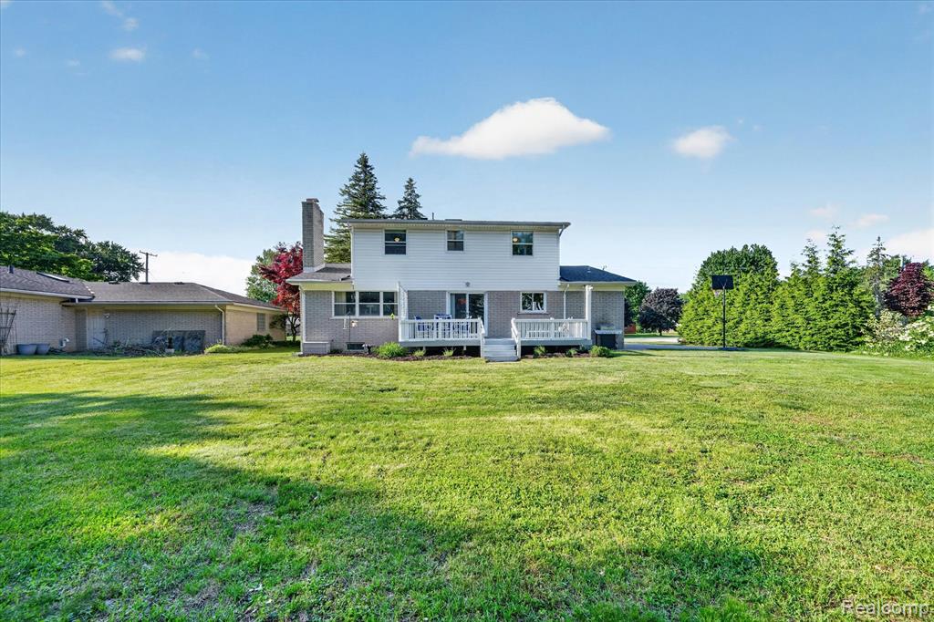 18178 22 Mile Road Macomb, MI 48044 - Photo 40 of 43