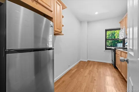 $310,000 | 1440 Boston Post Road, Unit 2I, Larchmont, NY 10538