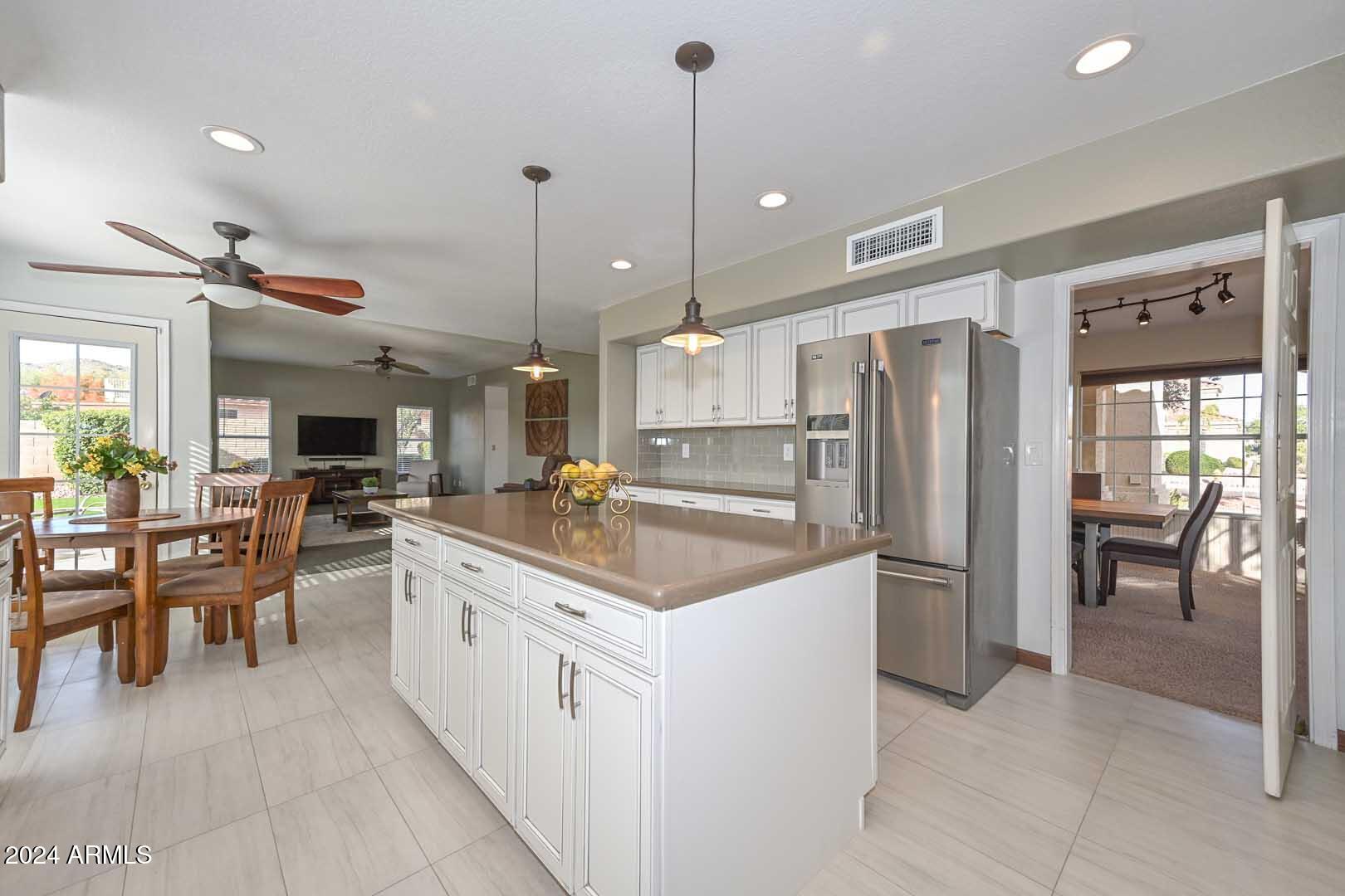 2953 East Calavar Road Phoenix, AZ 85032 - Photo 8 of 45 Kitchn-Island