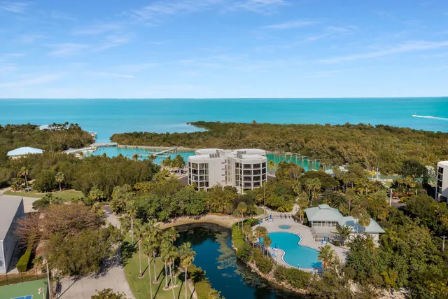 $1,095,000 | 6204 Gulf Of Mexico Boulevard, Unit 204, Marathon, FL 33050