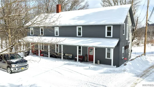 $359,000 | 8006 Cross Road, Mansfield, NY 14755