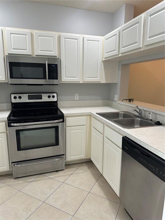 8563 Hunters Key Circle Tampa, FL 33647 - Photo 6 of 13