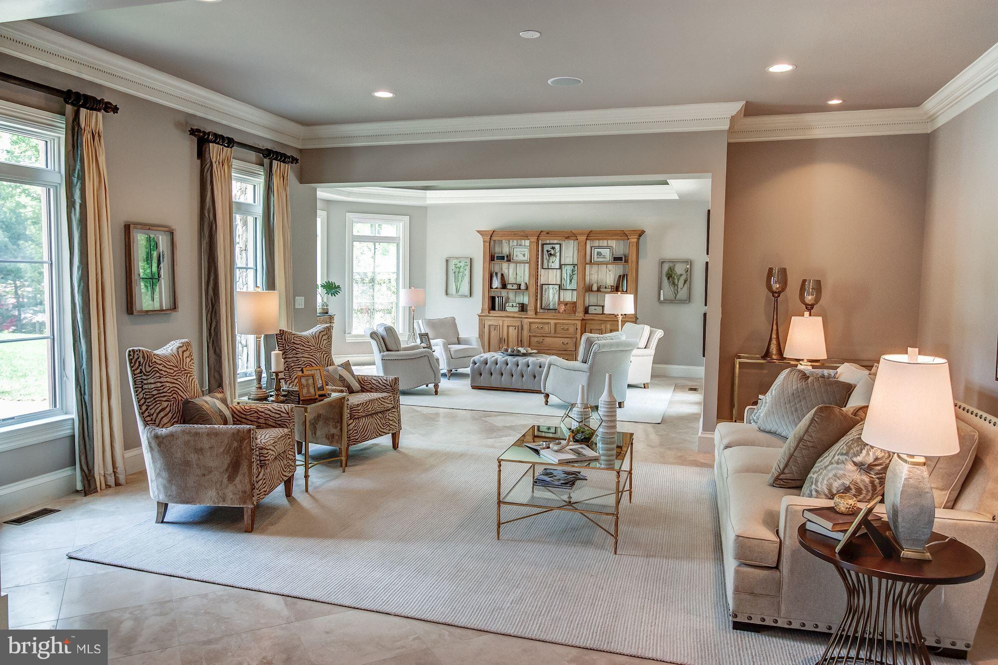 952 Towlston Road McLean, VA 22102 - Photo 2 of 32 Formal Living & Drawing Room