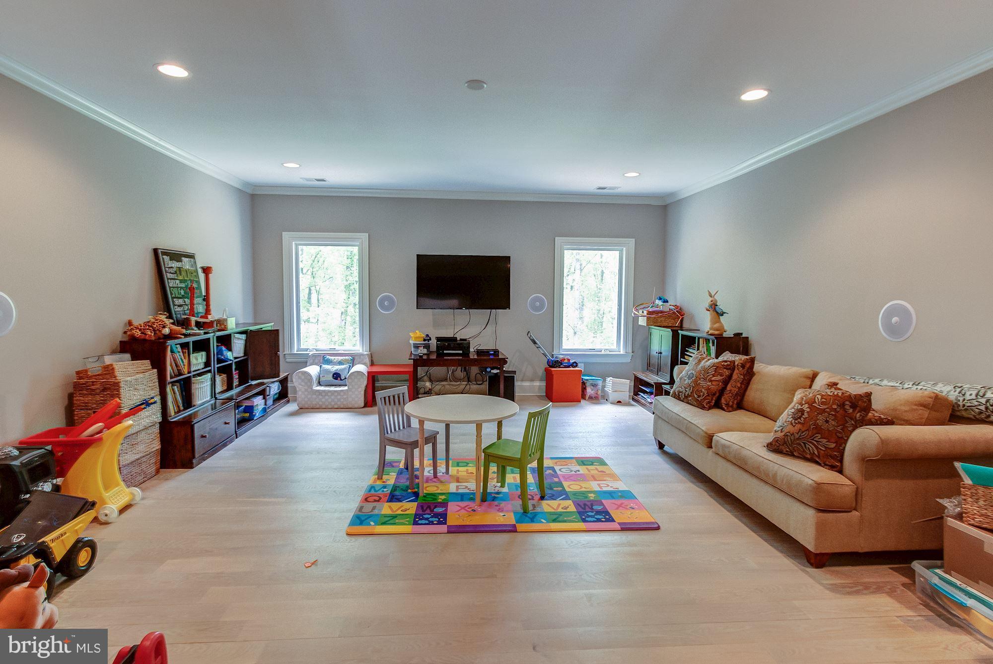 952 Towlston Road McLean, VA 22102 - Photo 24 of 32 Upper Level Play Lounge