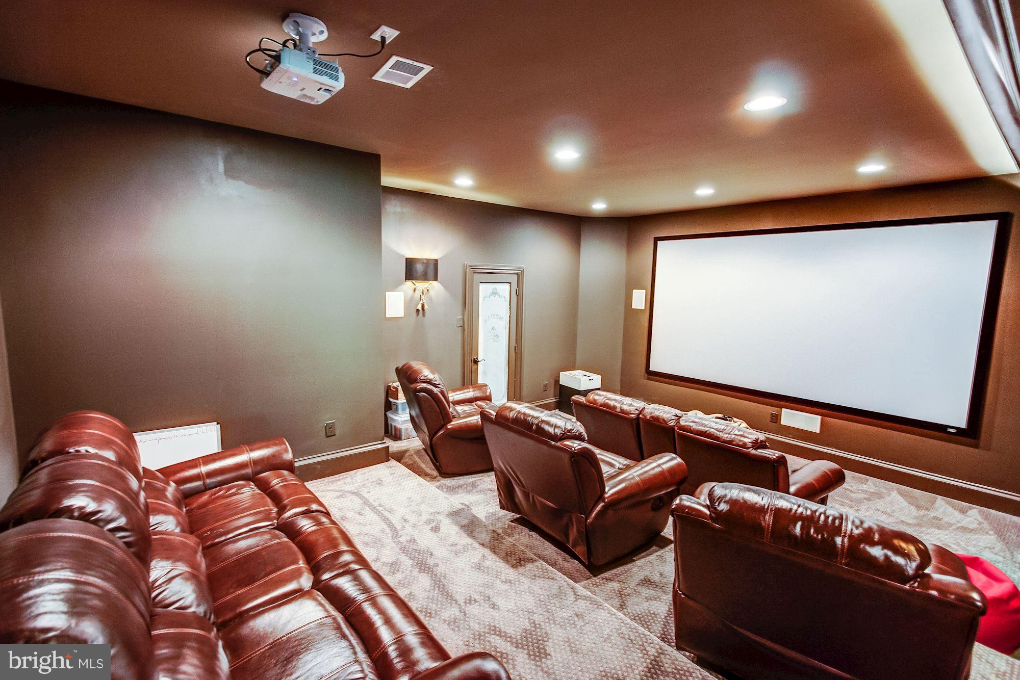 952 Towlston Road McLean, VA 22102 - Photo 31 of 32 Cinema