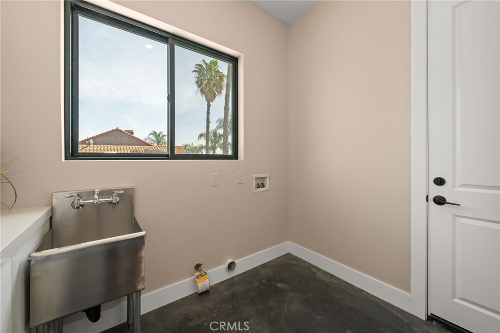 2380 Scenic Ridge Drive Chino Hills, CA 91709 - Photo 63 of 67 a room with a window