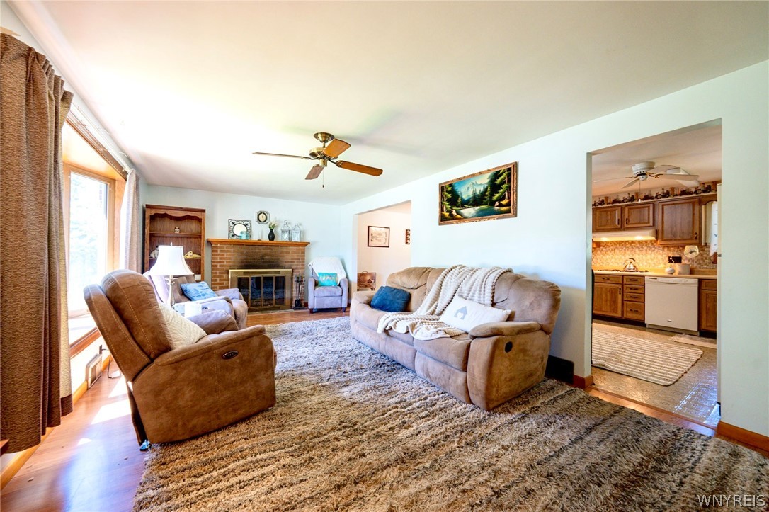 58 Castleton Place Tonawanda, NY 14150 - Photo 5 of 28