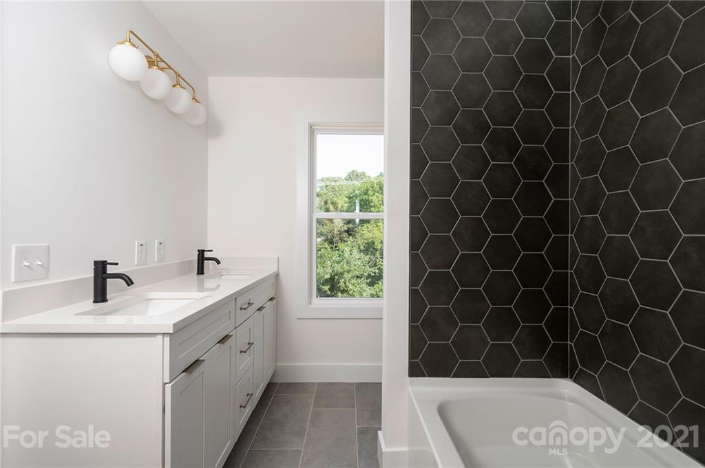 23 Busbee View Road Asheville, NC 28803 - Photo 30 of 31 Gallery Image 30