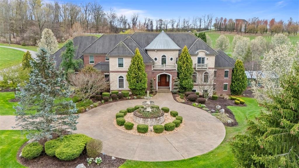 a view of a house with garden