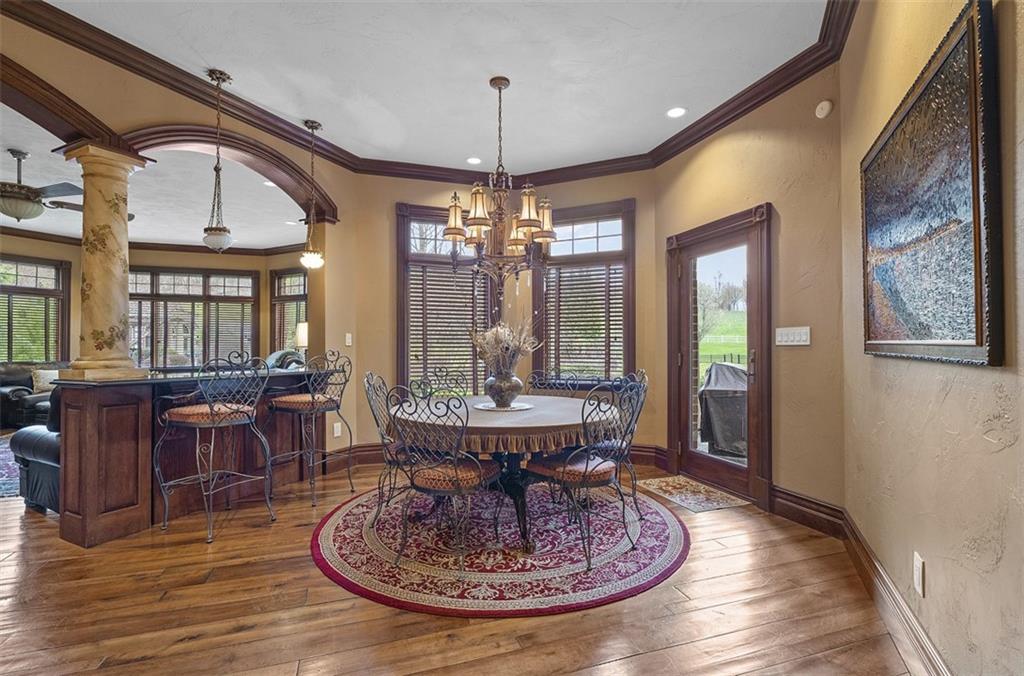 262 Justabout Road Venetia, PA 15367 - Photo 15 of 49 a view of a livingroom with furniture window and wooden floor