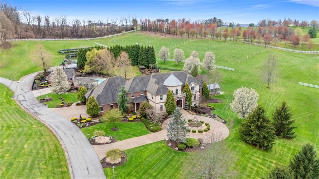 262 Justabout Road Venetia, PA 15367 - Photo 3 of 49 a view of a city