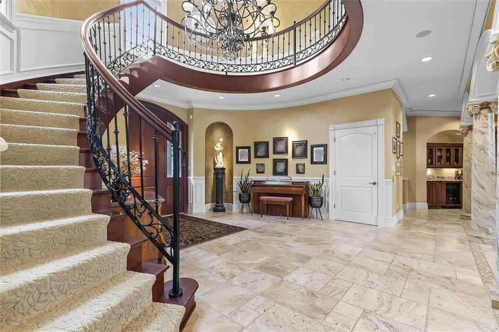 262 Justabout Road Venetia, PA 15367 - Photo 7 of 49 a view of hall way with furniture and entryway