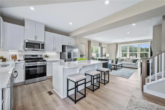 $359,990 | 214 Hunter Drive, Coraopolis, PA 15108