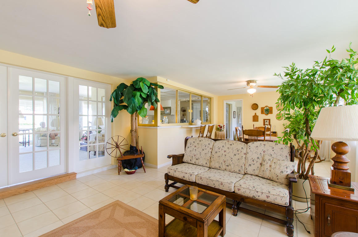 810 Southwest 2nd Street Boca Raton, FL 33486 - Photo 14 of 30 810 SW 2 Street 1280 x 768 Small 72p-37