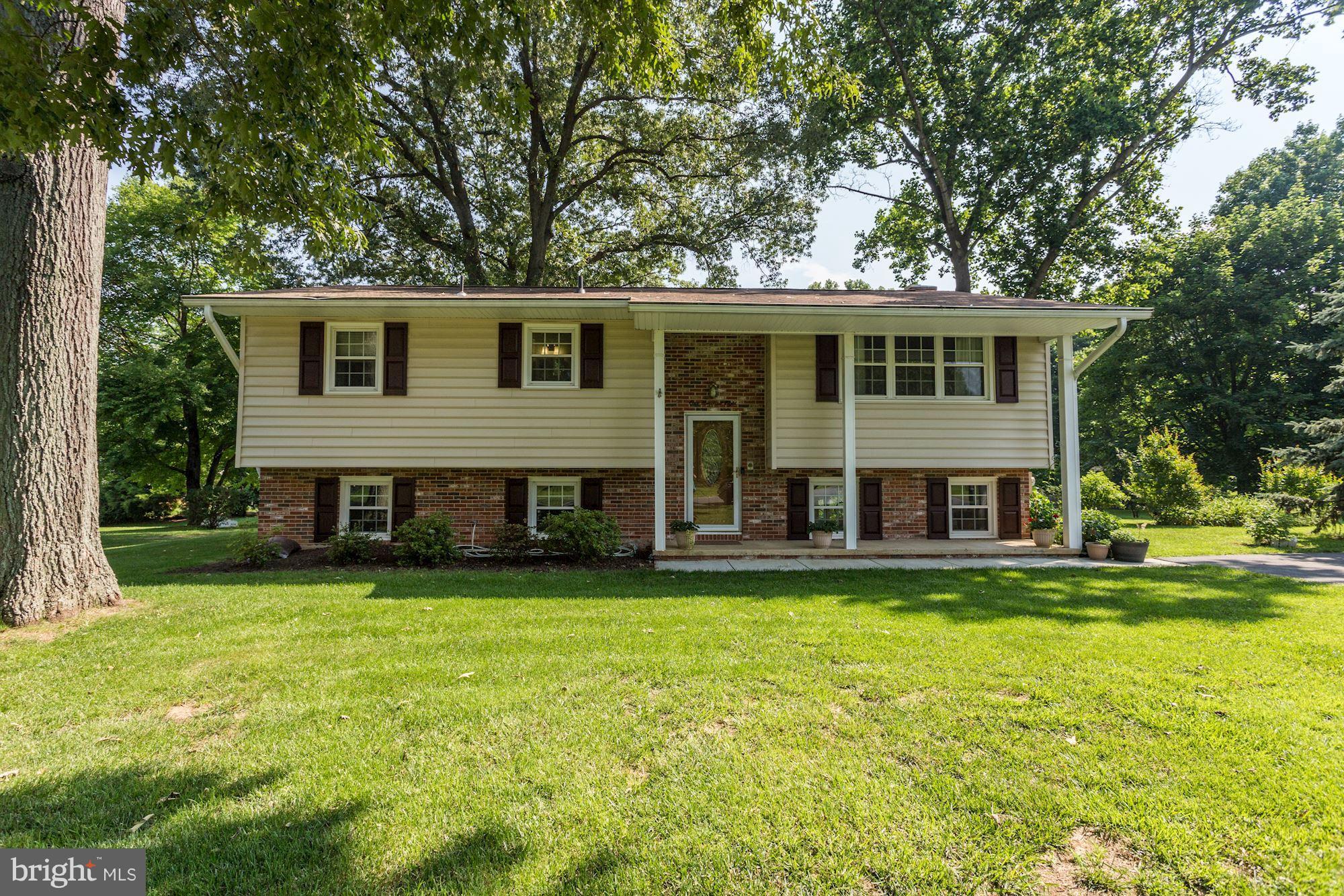 108 Claiborne Road Edgewater, MD 21037 - Photo 1 of 30 Exterior (Front)