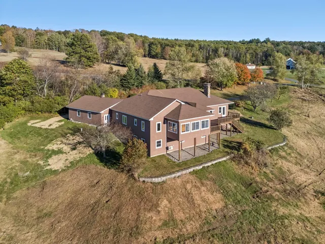 $1,495,000 | 31 Eagle Ridge Drive, Lebanon, NH 03766