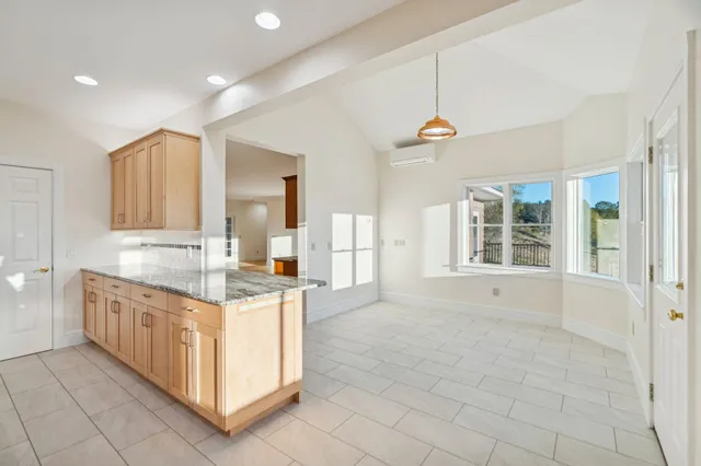 $1,495,000 | 31 Eagle Ridge Drive, Lebanon, NH 03766