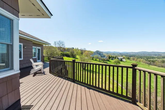 $1,495,000 | 31 Eagle Ridge Drive, Lebanon, NH 03766