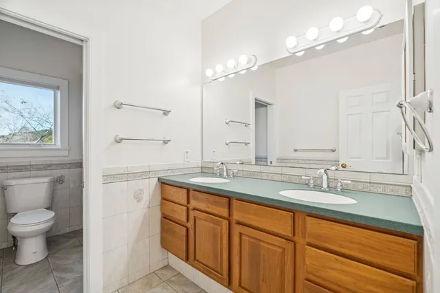 $1,495,000 | 31 Eagle Ridge Drive, Lebanon, NH 03766