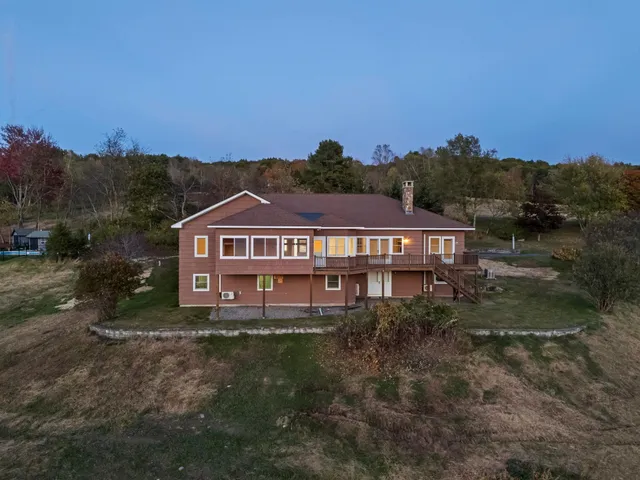 $1,495,000 | 31 Eagle Ridge Drive, Lebanon, NH 03766
