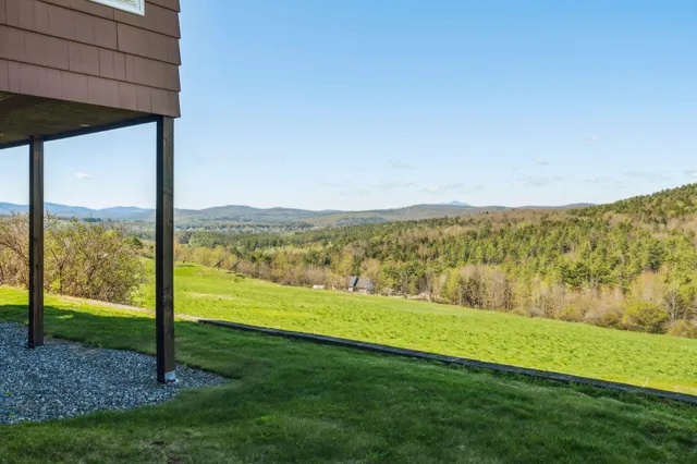 $1,495,000 | 31 Eagle Ridge Drive, Lebanon, NH 03766