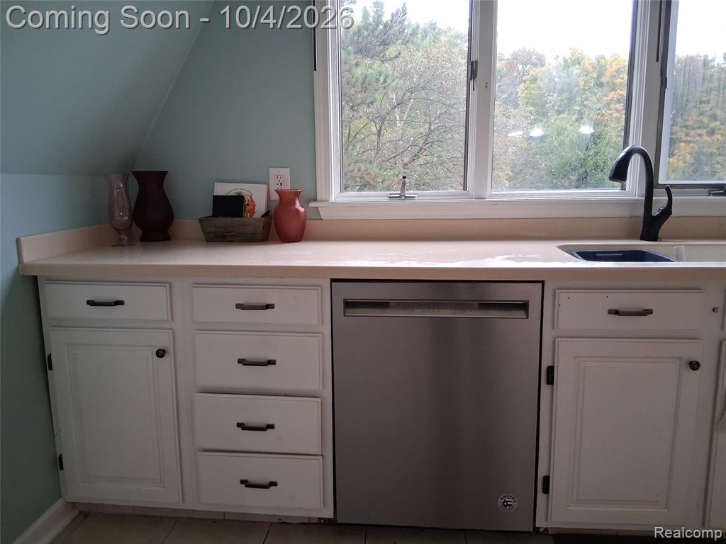 5346 North Oak Road Davison, MI 48423 - Photo 5 of 12 Gallery Image 5