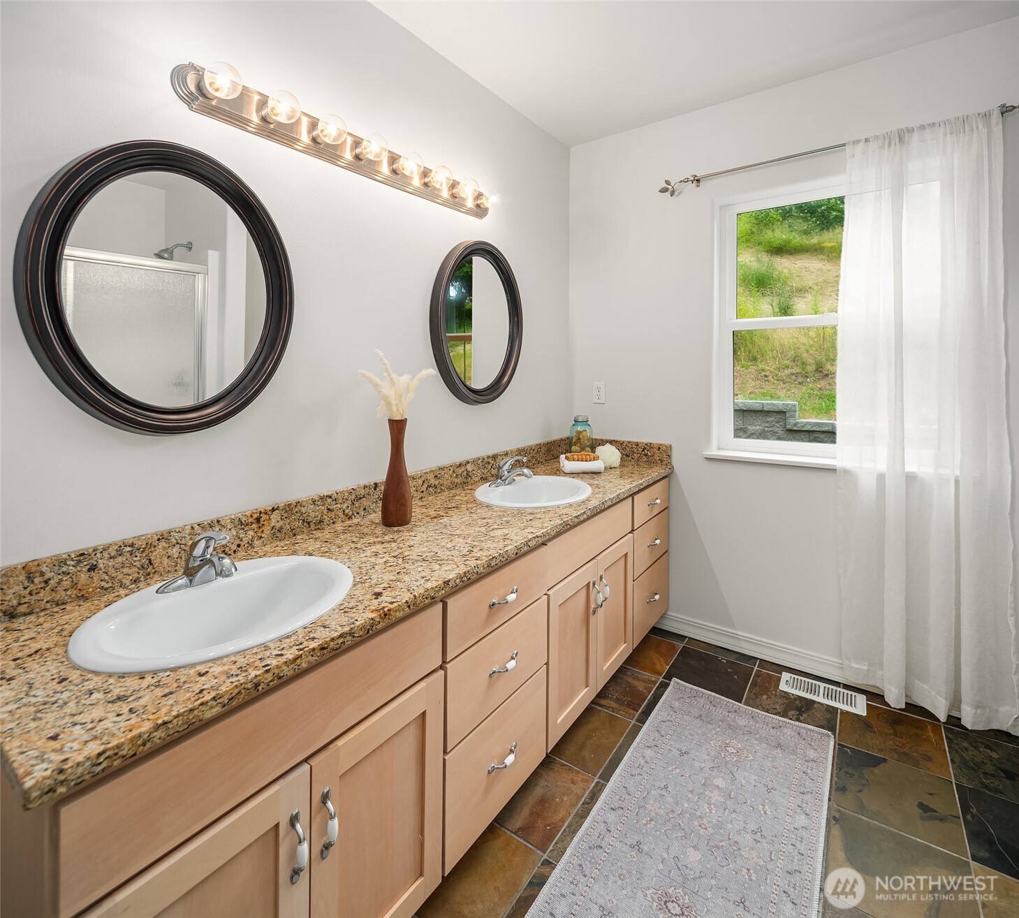 10420 Southwest 230th Street Vashon, WA 98070 - Photo 25 of 28