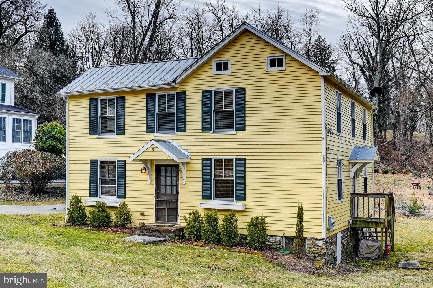 1911 Monkton Road Monkton, MD 21111 - Photo 6 of 35 a front view of a house with garden